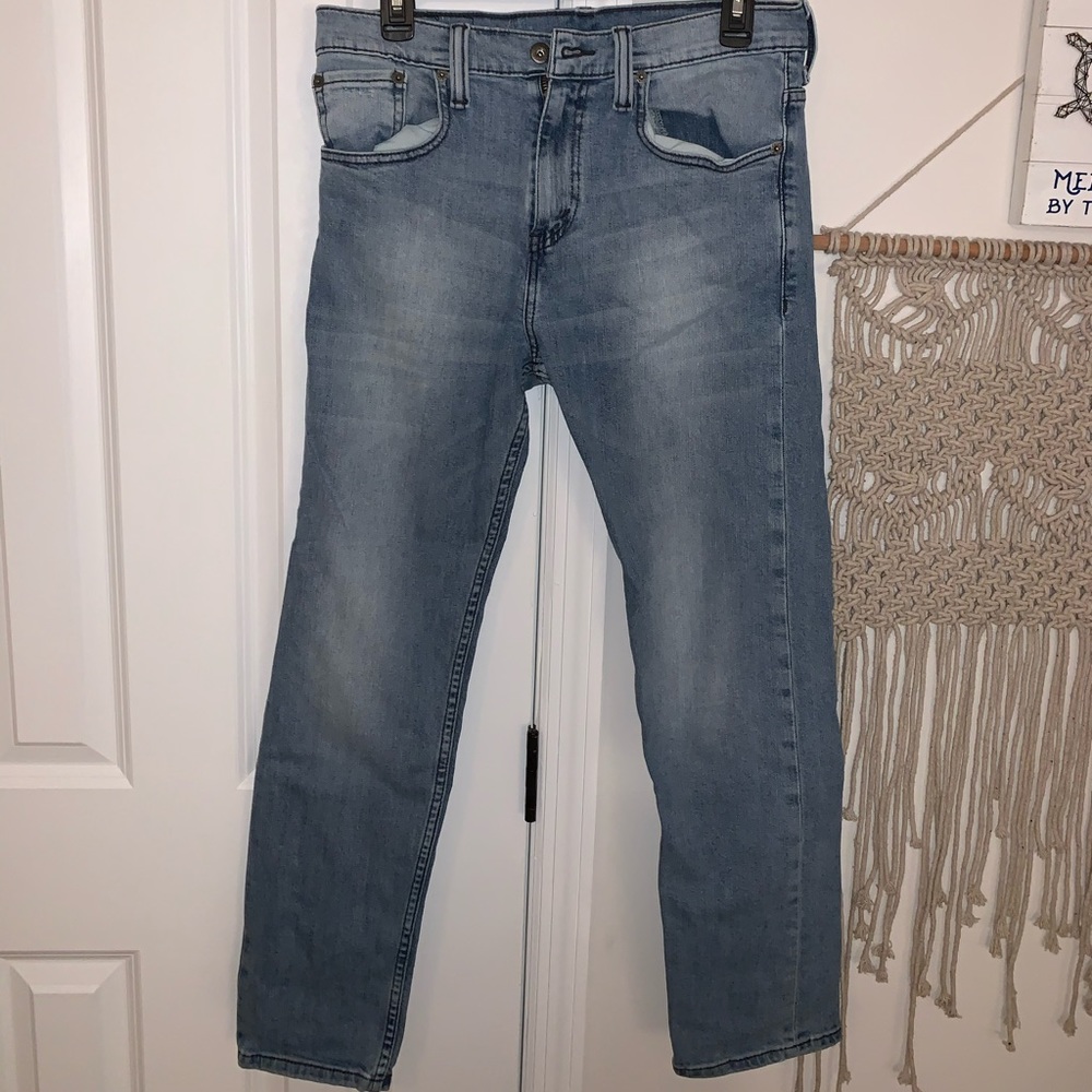 Levi jeans